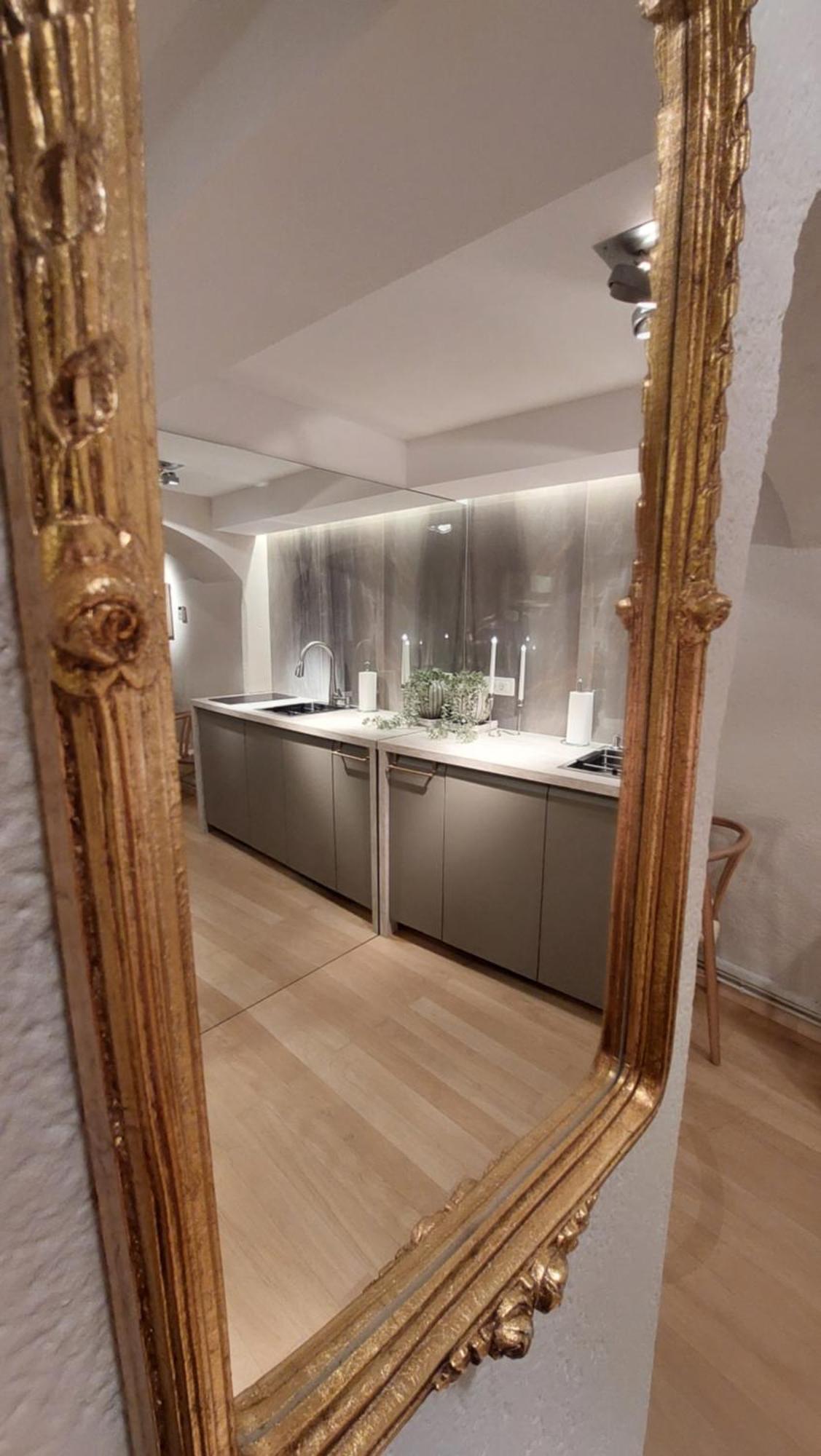 Bartolomeo Apartment Любляна Экстерьер фото